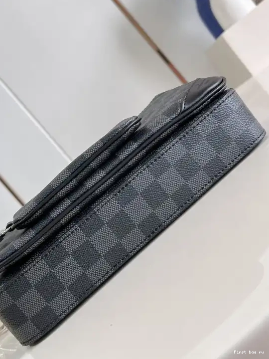 Frstbag ru VUITTON TRIO MESSENGER LOUIS 0527